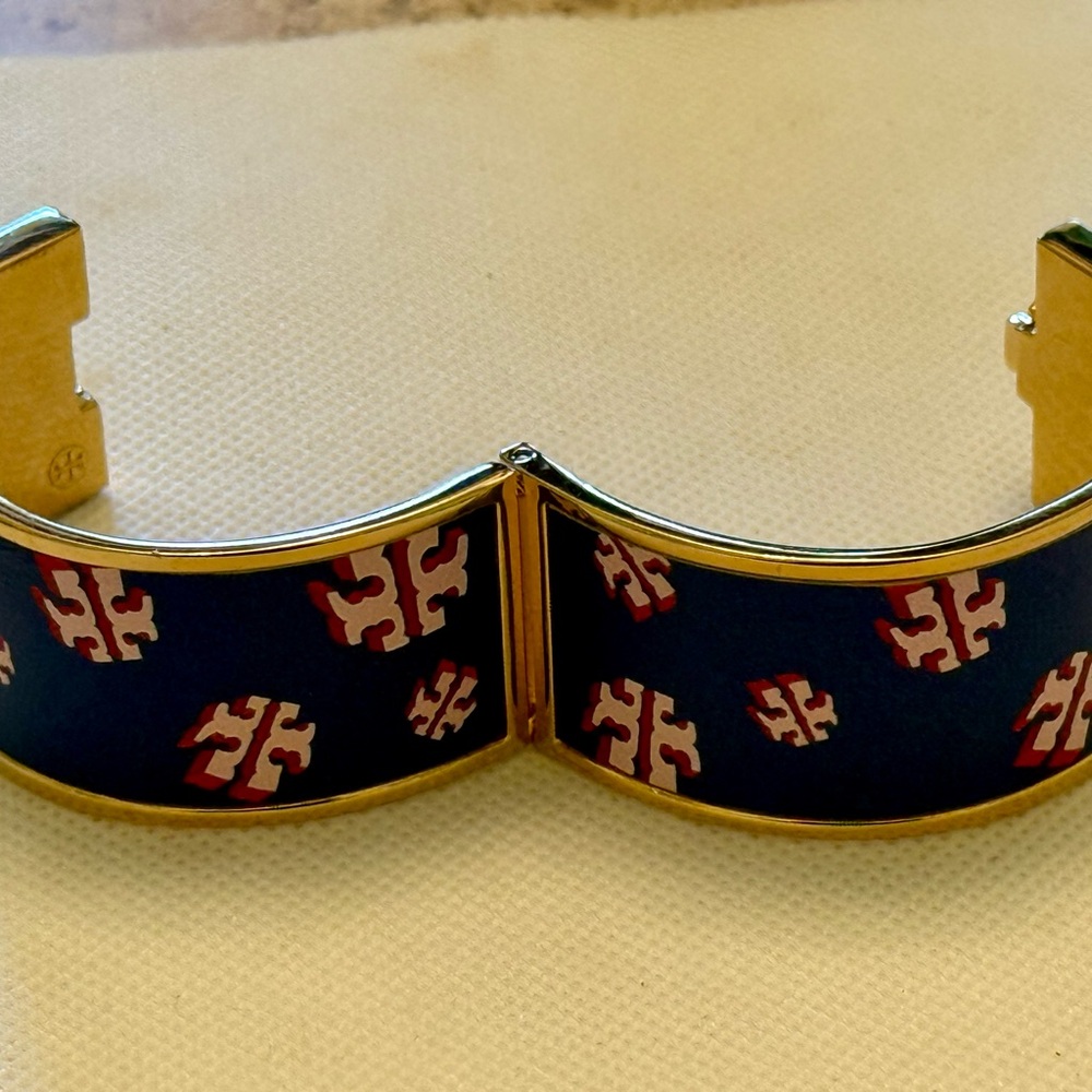 Tory Burch Gold and Blue Jewelry with Decorative Enamel - Picture 9 of 10